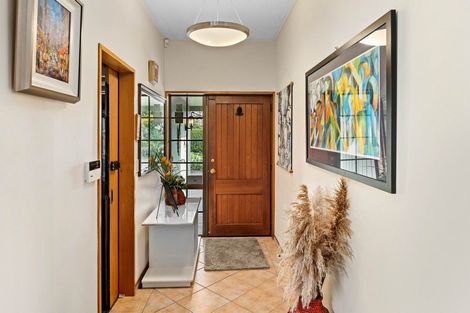 Photo of property in 11 Fleetwood Grove, Waikanae, 5036