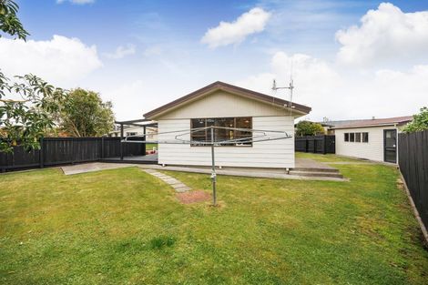 Photo of property in 30 Caroline Drive, Feilding, 4702