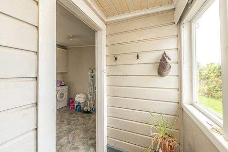 Photo of property in 8 Fox Road, Springvale, Whanganui, 4501