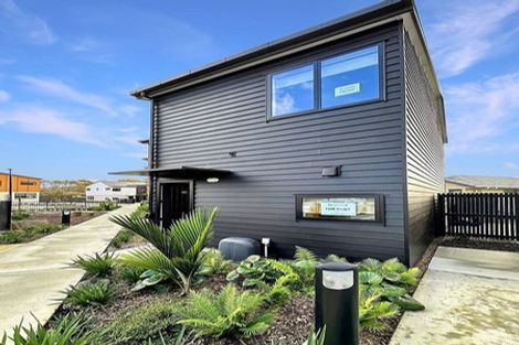 Photo of property in 38 Whati Lane, Henderson, Auckland, 0612