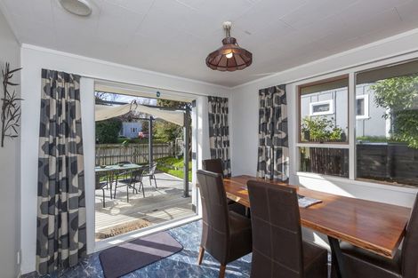 Photo of property in 22 Ocean Road, Paraparaumu Beach, Paraparaumu, 5032