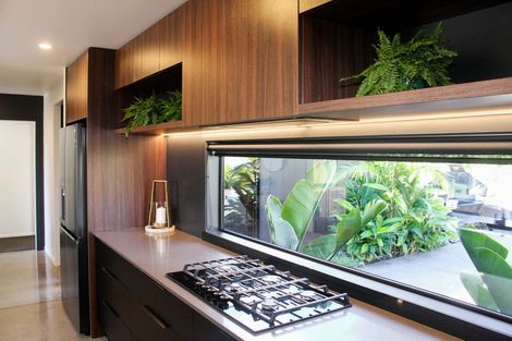 Photo of property in 7 Kohatu Boulder Way, Welbourn, New Plymouth, 4310