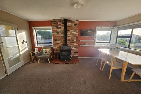Photo of property in 7 Kowhai Street, Kaka Point, Balclutha, 9271
