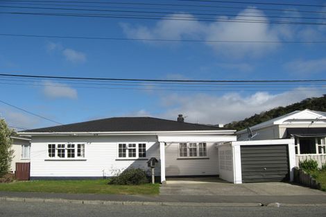Photo of property in 13 Chamberlain Road, Karori, Wellington, 6012