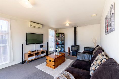 Photo of property in 3 Cassidy Place, Woodend, 7610