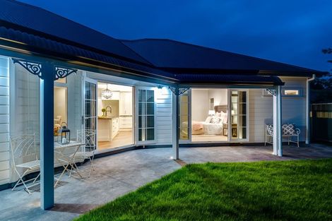 Photo of property in 14 Gee Place, Taradale, Napier, 4112