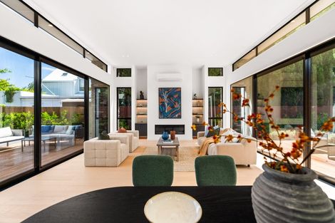 Photo of property in 99a Fendalton Road, Fendalton, Christchurch, 8014