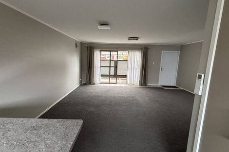 Photo of property in 2/772 Beach Road, Browns Bay, Auckland, 0630