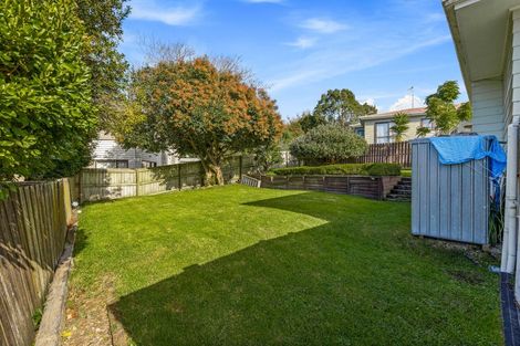 Photo of property in 26 Beauchamp Drive, Massey, Auckland, 0614
