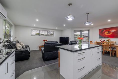 Photo of property in 1 Long Melford Road, Awapuni, Palmerston North, 4412