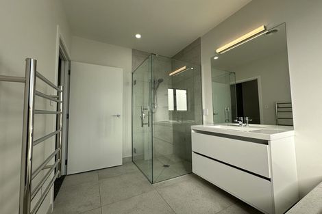 Photo of property in 17 George Yee Place, Taradale, 4112