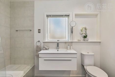 Photo of property in 15 Saffron Street, Birkdale, Auckland, 0626