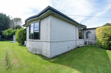 Photo of property in 2 Frome Street, Clifton, Invercargill, 9812