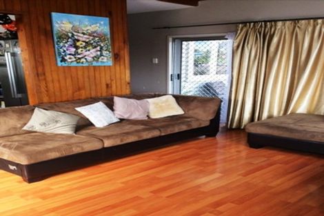 Photo of property in 23 Margan Avenue, New Lynn, Auckland, 0600