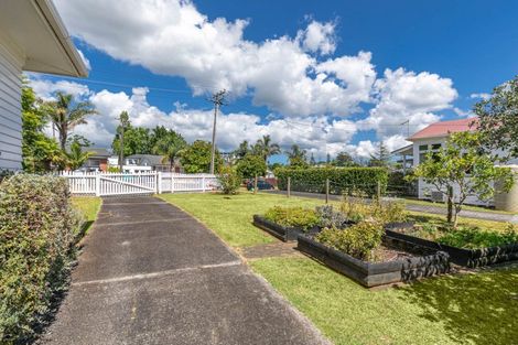 Photo of property in 40 Glenorchy Street, Glen Eden, Auckland, 0602