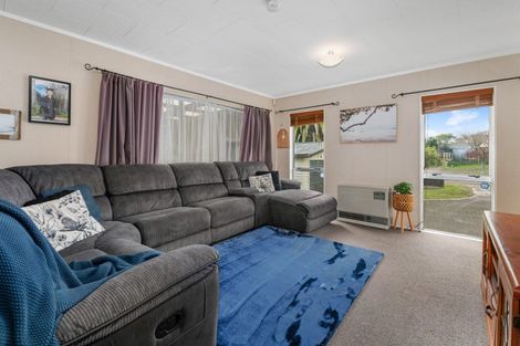 Photo of property in 11 Elmslie Place, Owhata, Rotorua, 3010