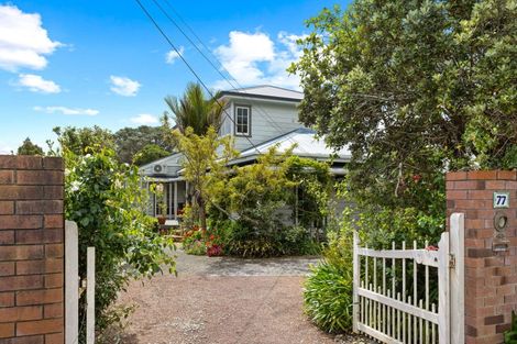 Photo of property in 77 Bay Street, Red Beach, 0932