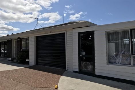 Photo of property in 2/240 Great South Road, Manurewa, Auckland, 2102