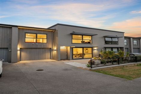 Photo of property in 29 Matairangi Avenue, Totara Heights, Auckland, 2105