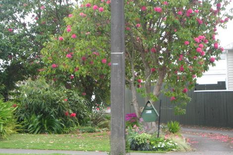 Photo of property in 106 Govett Avenue, Frankleigh Park, New Plymouth, 4310