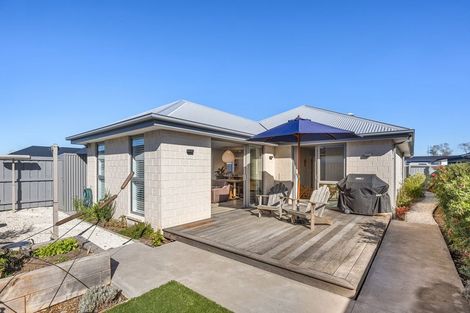 Photo of property in 5 Te Pakiaka Road, Pegasus, 7612