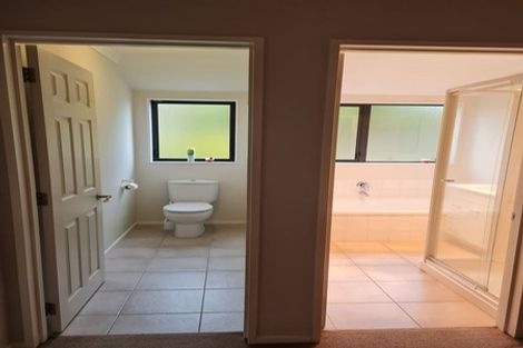 Photo of property in 2 Comber Place, Johnsonville, Wellington, 6037