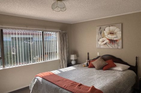 Photo of property in 1/52 Avondale Road, Taradale, Napier, 4112