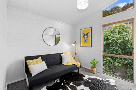 Photo of property in 10 Kerkwall Drive, Naenae, Lower Hutt, 5011