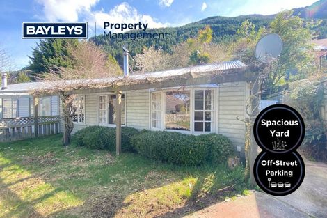 Photo of property in 8a Williams Street, Sunshine Bay, Queenstown, 9300