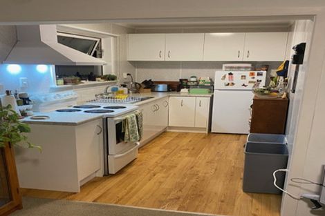 Photo of property in 118 Lyall Parade, Lyall Bay, Wellington, 6022