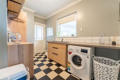 Photo of property in 229 Douglas Street, Highfield, Timaru, 7910