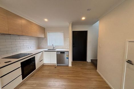 Photo of property in 2/5 King Street, Papakura, 2110