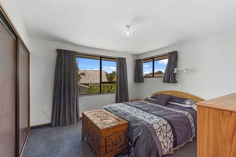 Photo of property in 5a Banff Place, Avonhead, Christchurch, 8042