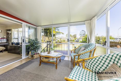 Photo of property in 34 Marvon Downs Avenue, Pakuranga Heights, Auckland, 2010