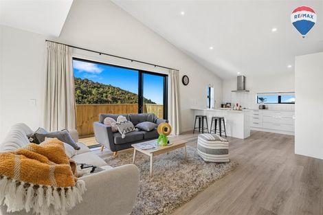 Photo of property in 18au7 Cathie Place, Karori, Wellington, 6012