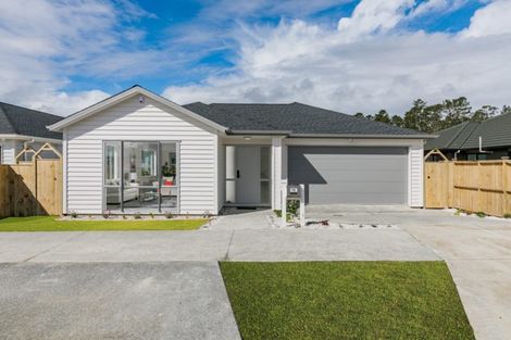 Photo of property in 42 Schoolside Road, Kumeu, 0810