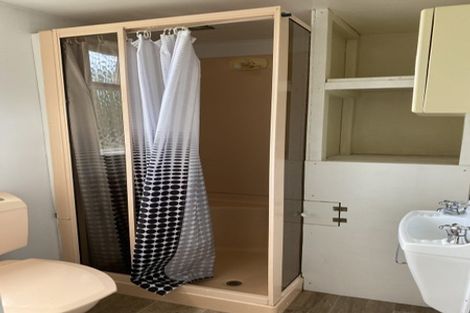 Photo of property in 95 Kervil Avenue, Te Atatu Peninsula, Auckland, 0610