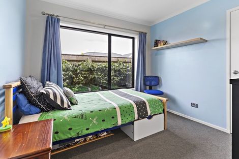 Photo of property in 4 Routhan Way, Carterton, 5713