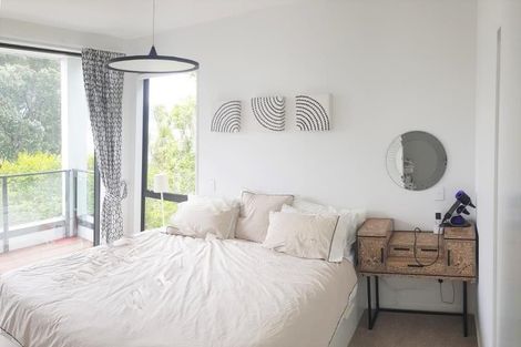 Photo of property in 1f Wilkinson Street, Oriental Bay, Wellington, 6011