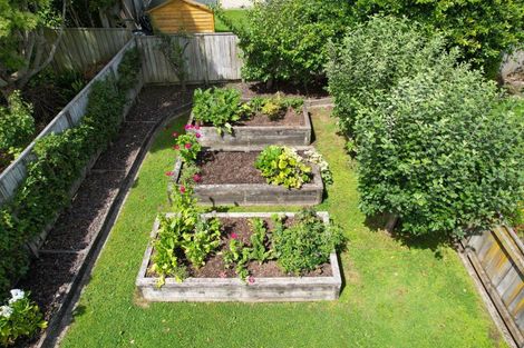 Photo of property in 18 Ludlam Way, Otaki, 5512