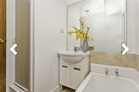 Photo of property in 8 Jenanne Place, Totara Vale, Auckland, 0629