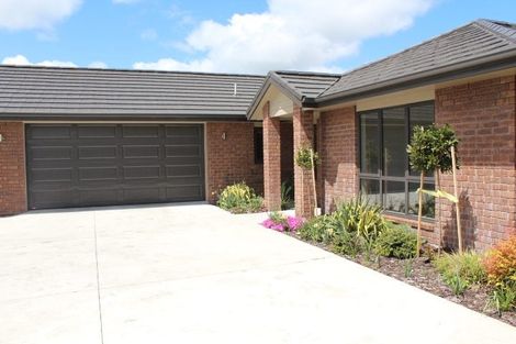 Photo of property in 7 Trauzer Place, Flagstaff, Hamilton, 3210