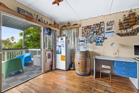 Photo of property in 292 Clifton Road, Te Awanga, 4102