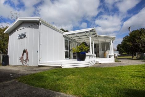 Photo of property in 144a Kiwi Road, Whangamata, 3620