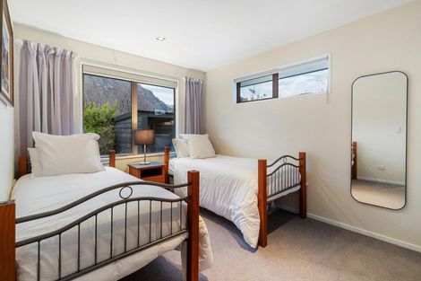 Photo of property in 6 Evening Star Road, Arthurs Point, Queenstown, 9371
