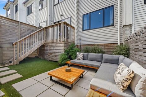 Photo of property in 21c Cherry Tree Place, Massey, Auckland, 0614