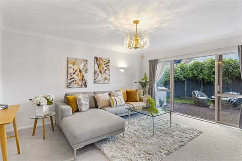 Photo of property in 15 Windsong Court, Northpark, Auckland, 2013