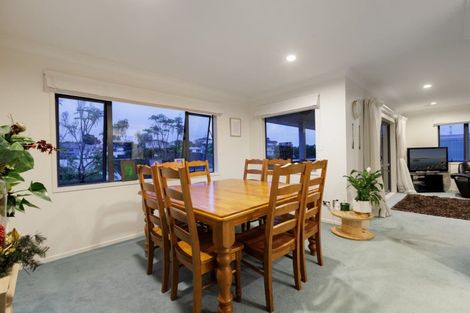 Photo of property in 27a Andrew Place, Otumoetai, Tauranga, 3110