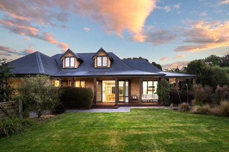 Photo of property in 23a Hyndhope Road, Kennedys Bush, Christchurch, 8025
