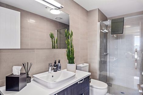 Photo of property in 186 Landmark Terrace, Orewa, 0931